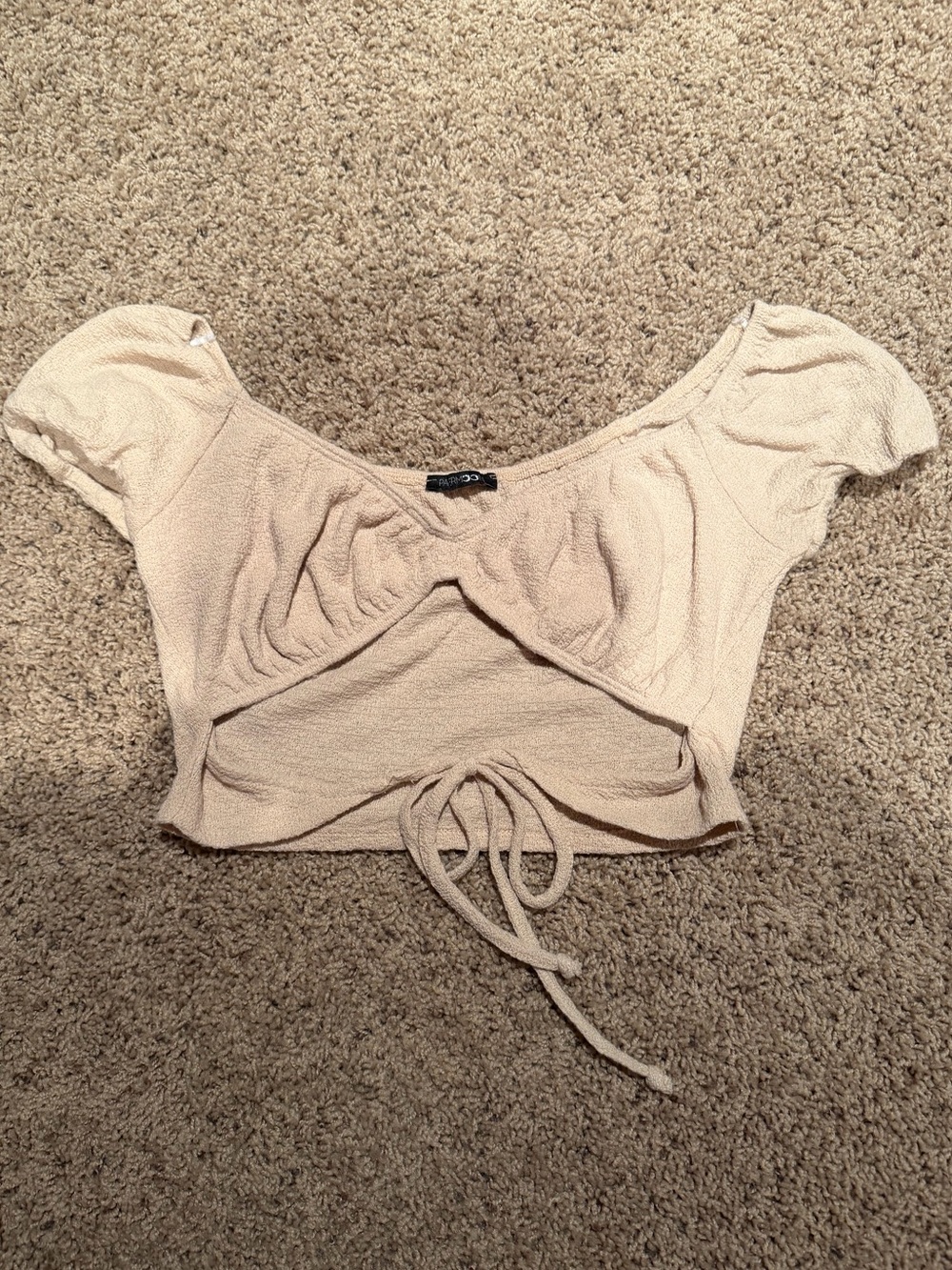 Paper moon tie cut out crop top